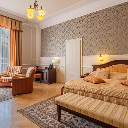Radium Palace Hotel 4*