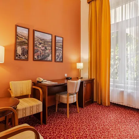 Hotel Radium Palace 4*