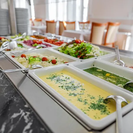 Hotel Radium Palace 4*