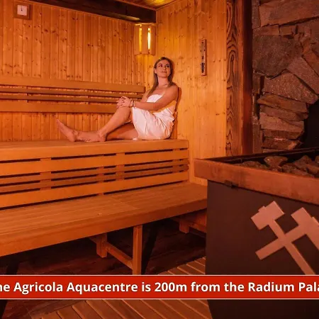 Radium Palace מלון 4*