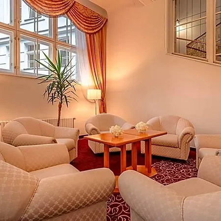 Radium Palace Hotel 4*