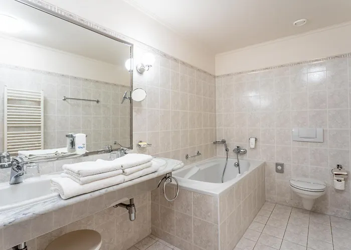 Radium Palace Hotel 4*