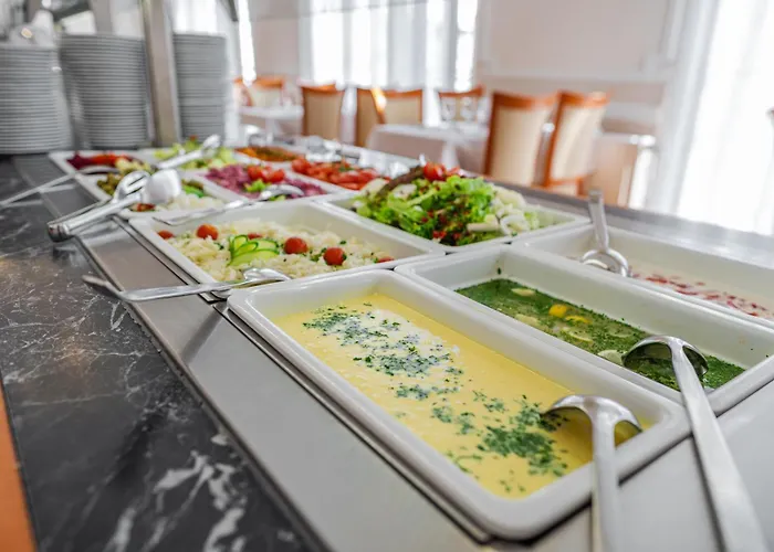 Hotel Radium Palace 4*
