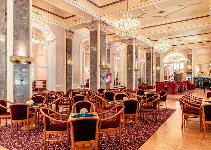 Hotel Radium Palace 4*